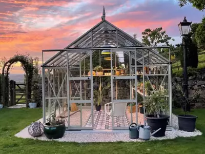 Теплица Rhino Premium 10×12 — Rhino Greenhouses, 11 м²
