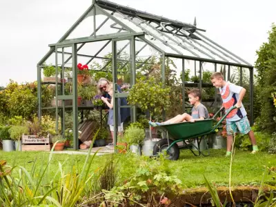 Теплица Rhino Ultimate 9×12 с навершиями — Rhino Greenhouses, 10 м²